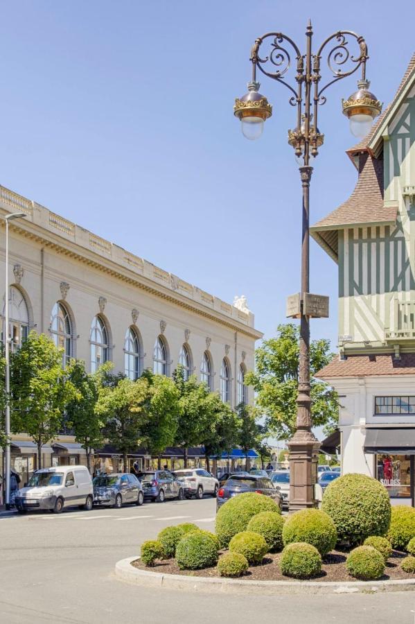 Les Cigognes - Deux Pieces - Deauville Centre المظهر الخارجي الصورة
